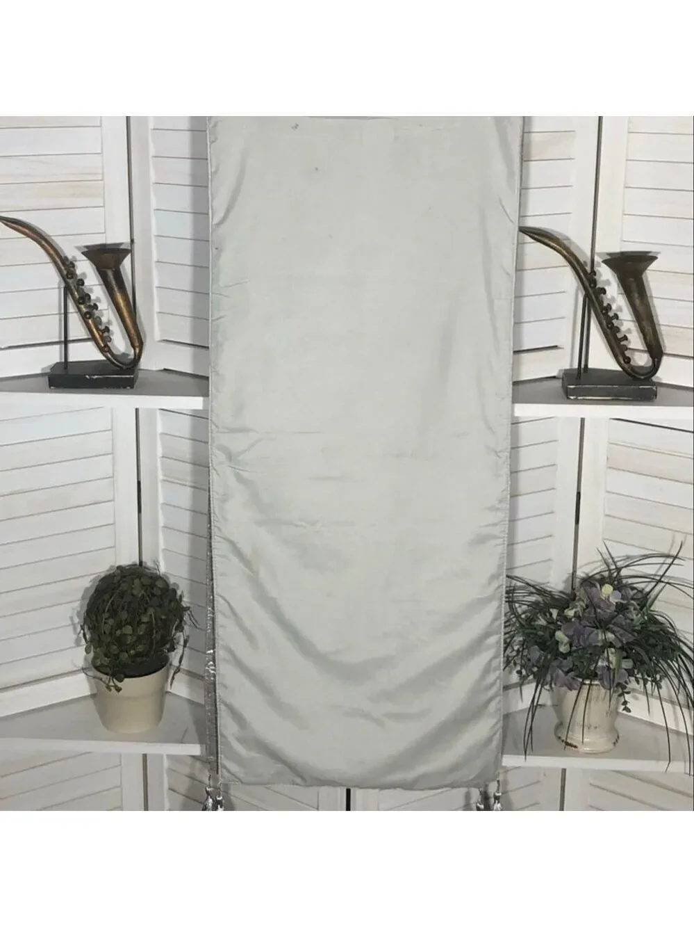 Glitz thick velvet Table Runner shiny Silver Gray Tassel Accents high quality